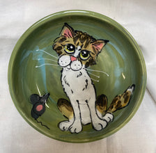 Pearl and hearts Cat dish