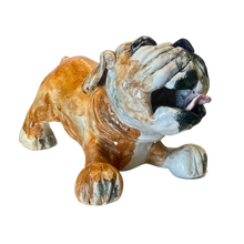 ブルドッグの彫刻