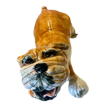 ブルドッグの彫刻