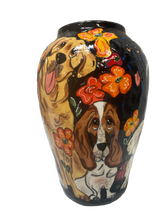 Many dogs vase