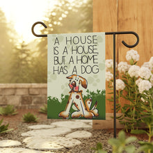 家は家、でも家には犬がいる 庭の旗