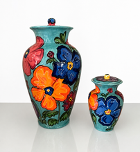 Urn - Poppy Dream in turquoise