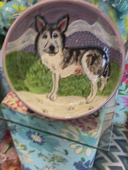 Ausky Heartly Dog Bowl